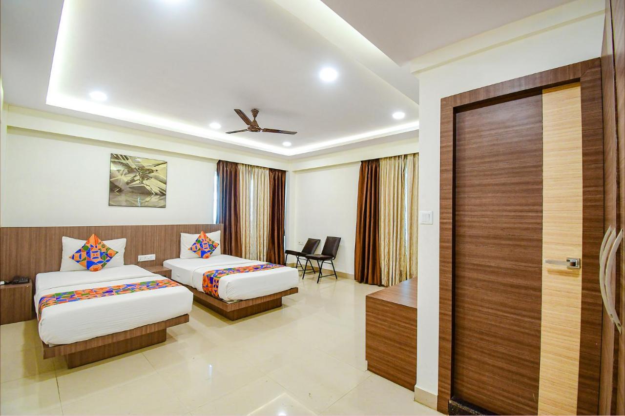 Fabhotel Kzar Select - 2Km From Park Street Calcutta Exterior foto